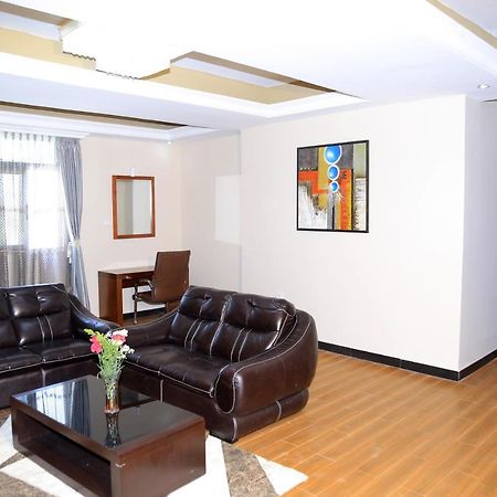 אדיס אבבה Yinm Furnished Apartment מראה חיצוני תמונה