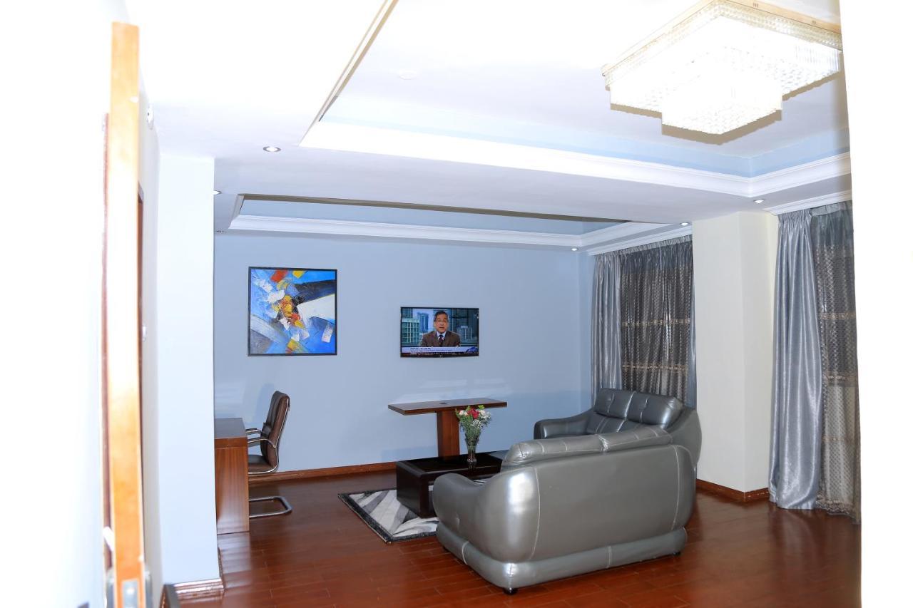אדיס אבבה Yinm Furnished Apartment מראה חיצוני תמונה