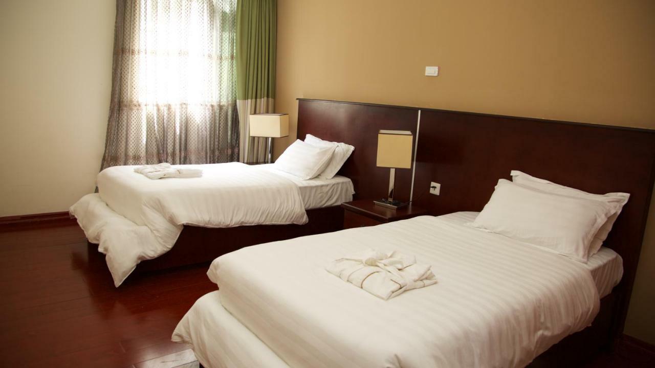 אדיס אבבה Yinm Furnished Apartment מראה חיצוני תמונה