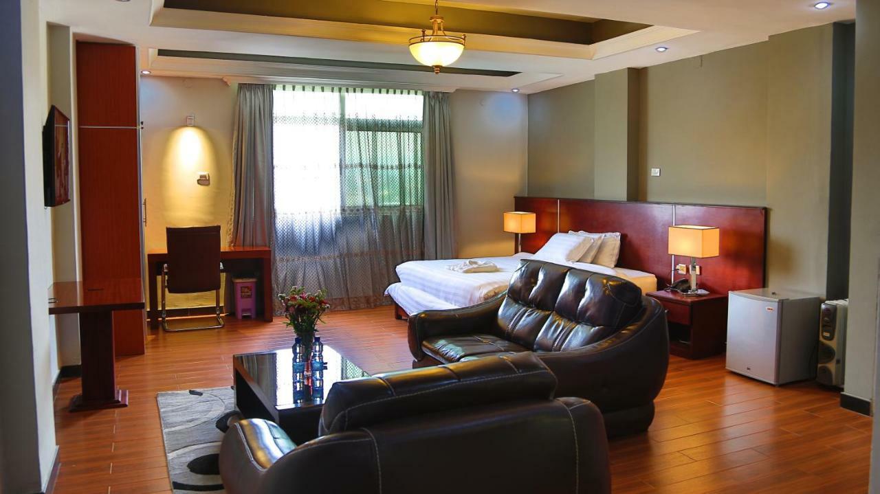 אדיס אבבה Yinm Furnished Apartment מראה חיצוני תמונה